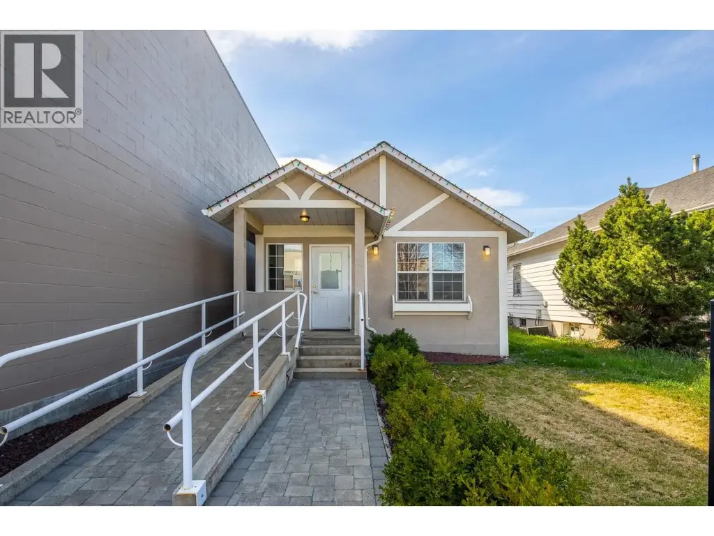 13214 Kelly Avenue, Summerland
